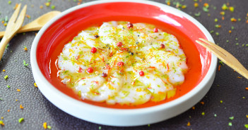 CARPACCIO DE SAINT-JACQUES AUX ZESTES D’AGRUMES