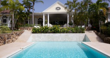 VILLA ADONIS