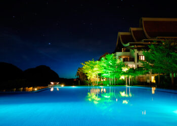 LA PISCINE, UN LIEU DE CONVIVIALITÉ