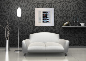 LE CADRE A VIN DEBARQUE EN FRANCE