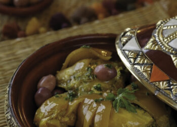 POULET AU CITRON CONFIT & OLIVES