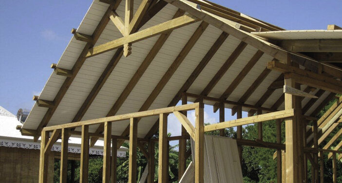 LES MATÉRIAUX ET LES MISES EN OEUVRE