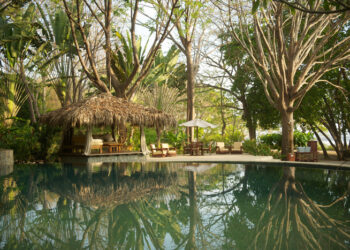 Le Florblanca, hôtel au style colonial, retiré du monde