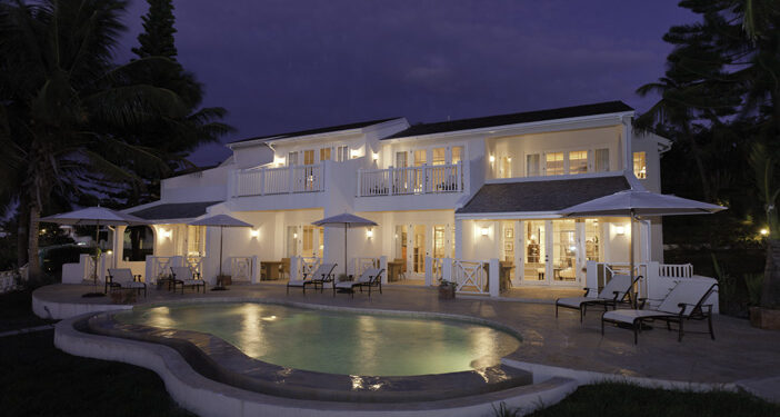 RESORT BLUE WATERS & COVE SUITES