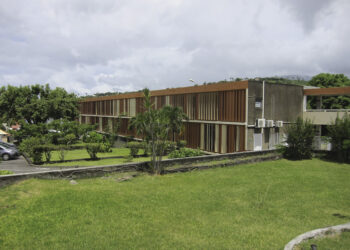 LE PENSIONNAT DE VERSAILLES