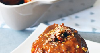 POMMES AU FOUR, CARAMEL BEURRE SALÉ AU LAIT DE COCO