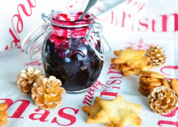 GELÉE D’HIBISCUS ET PETITS SABLÉS À CROQUER…