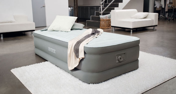 Le matelas gonflable gagne en confort…