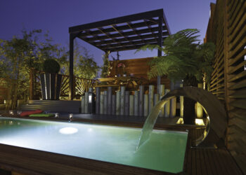 COMPOSEZ DES ESPACES EXTÉRIEURS UNIQUES !