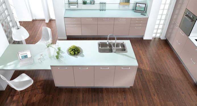 LE PLAN DE TRAVAIL, TOUCHE FINALE DE LA CUISINE