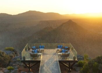 Un architecte Français conçoit le plus haut resort de luxe du Moyen Orient : Anantara Jabal Akhdar