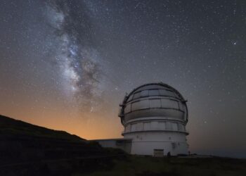 Rapprochez-vous de la Planète Rouge avec Airbnb et le plus grand télescope du monde !