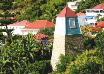 Saint-Barthélemy et son clocher Suédois – Sweddish Belfry