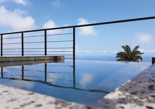 LES BAINS BOUILLONNANTS DE MINUIT !