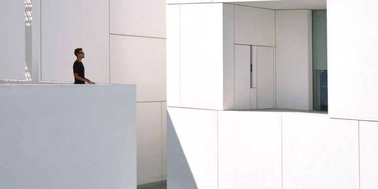 QU’ATTENDEZ-VOUS POUR VOUS JETER À L’EAU ?