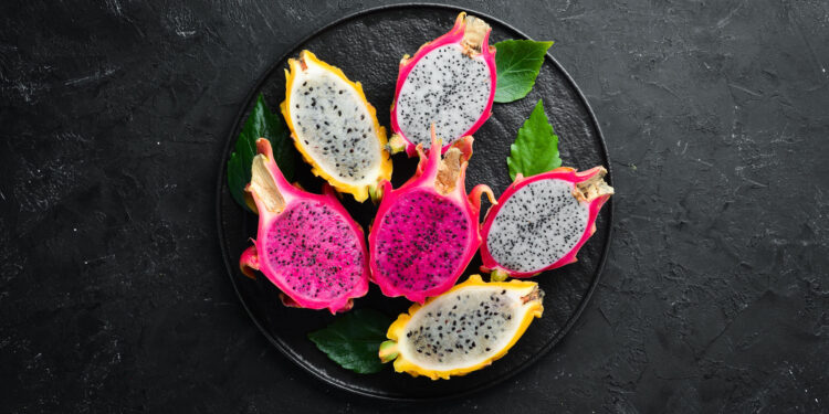 {SAVEURS} LE PITAYA