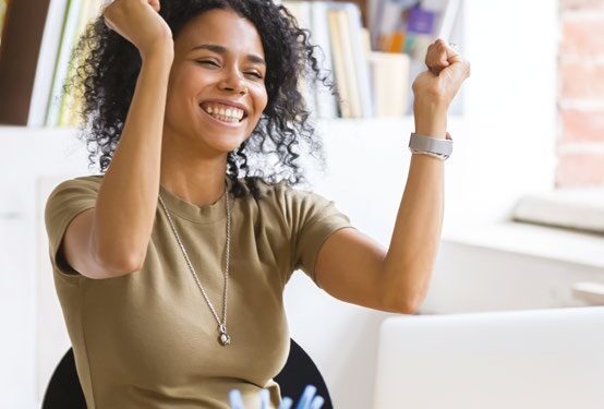 LE VISION BOARD : UN TABLEAU DE VISUALISATION POUR MANIFESTER LE POSITIF DANS MA VIE