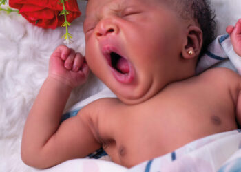 Coutumes et rituels bien-être pour jeune maman et bébé de par le monde