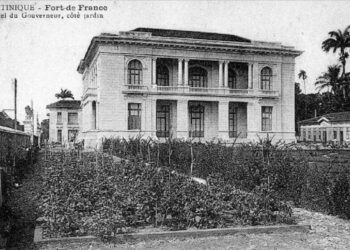 Un bâti d’État à travers temps