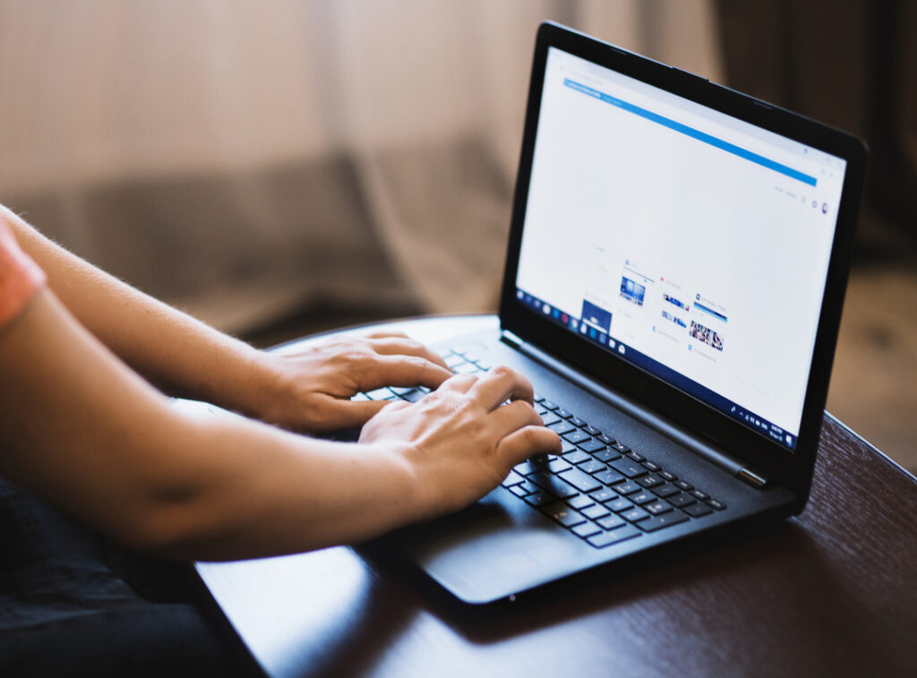 1. Rechercher un vol sur ordinateur en toute tranquillité