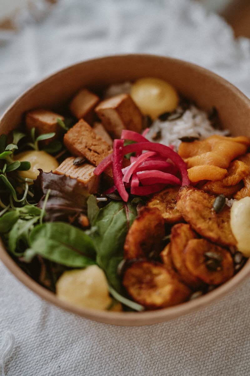 Bowl coloré du Take Away Paris d’Épices