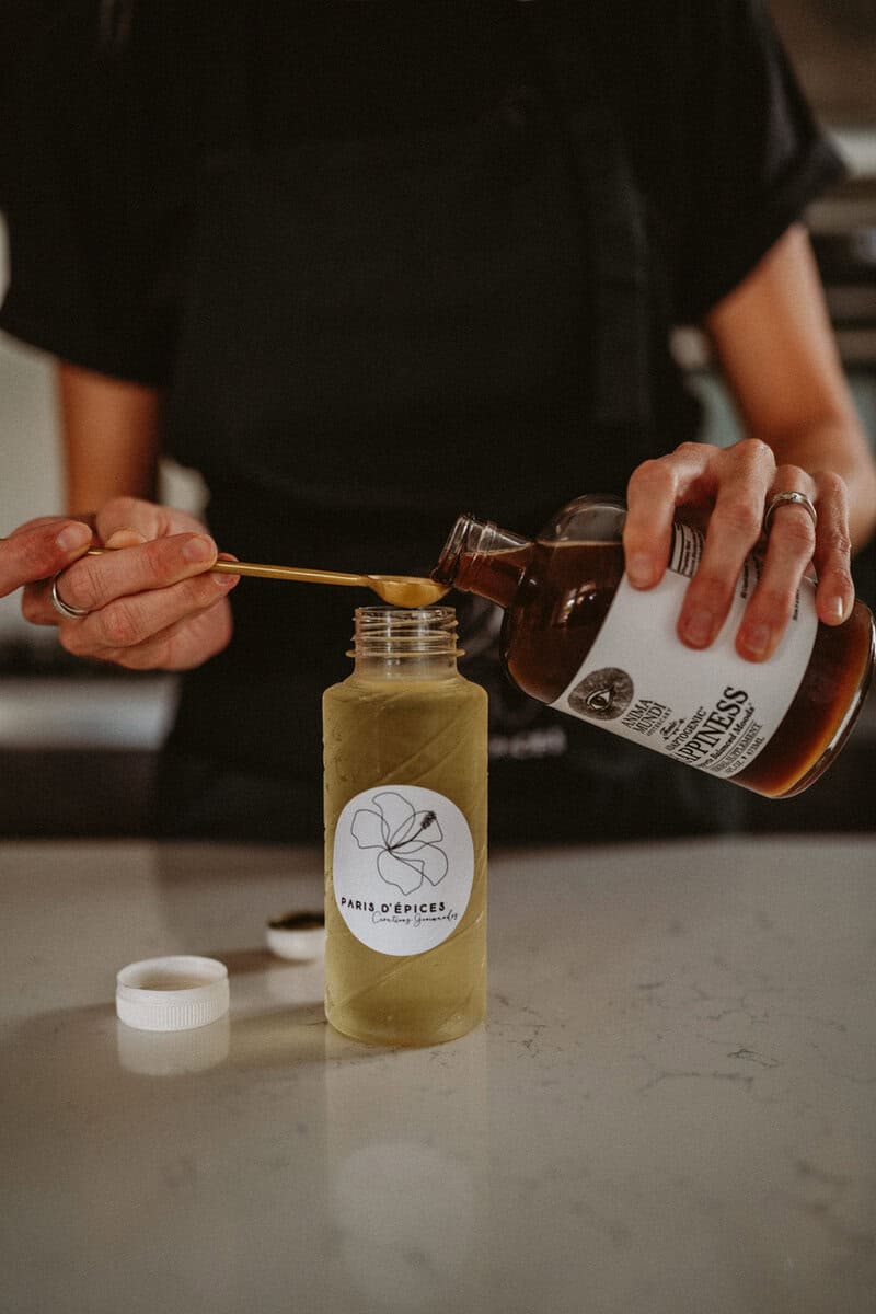 Préparation d’une boisson Paris d’Épices